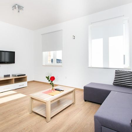 Guest House Letizia Дубровник Екстериор снимка