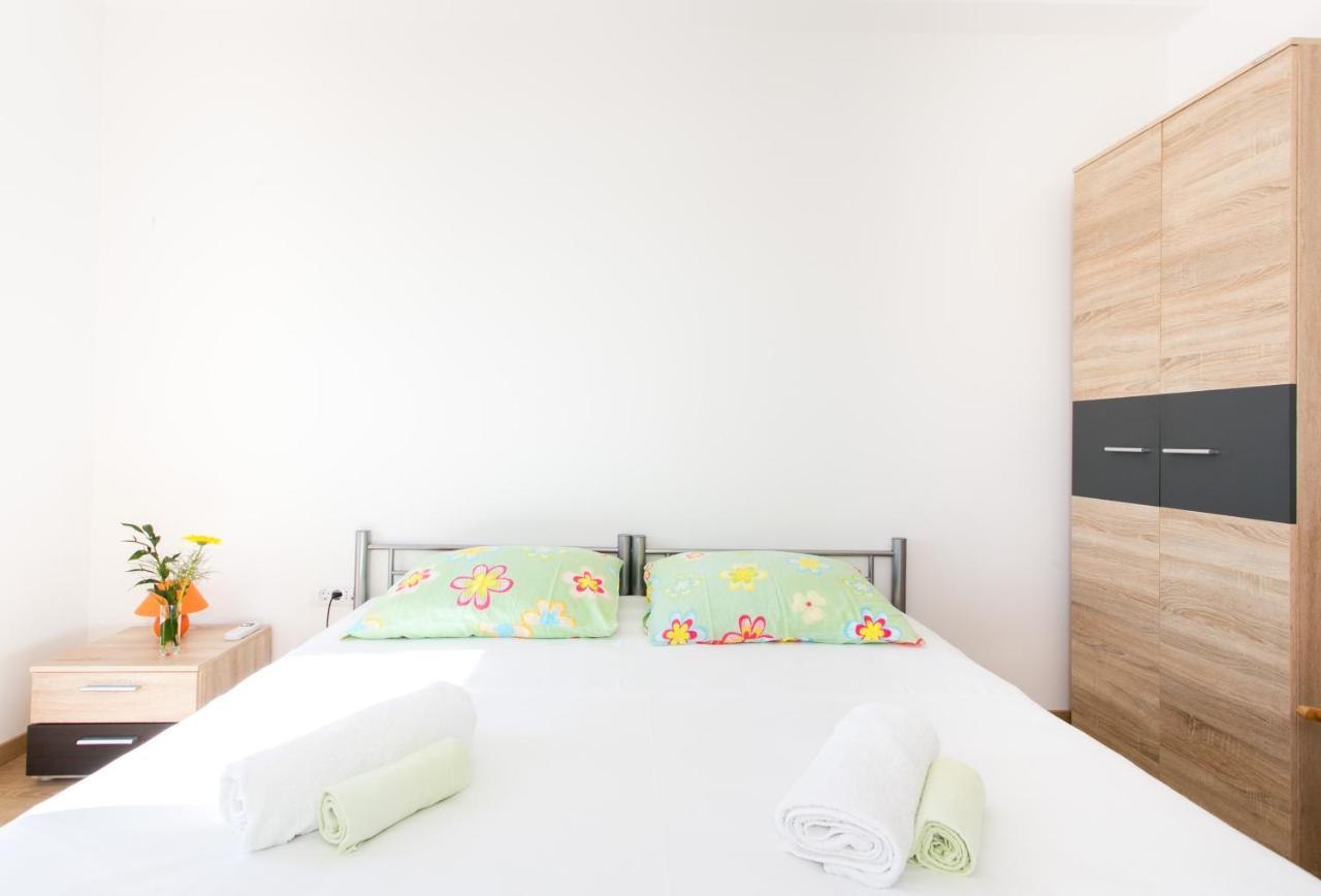 Guest House Letizia Дубровник Екстериор снимка