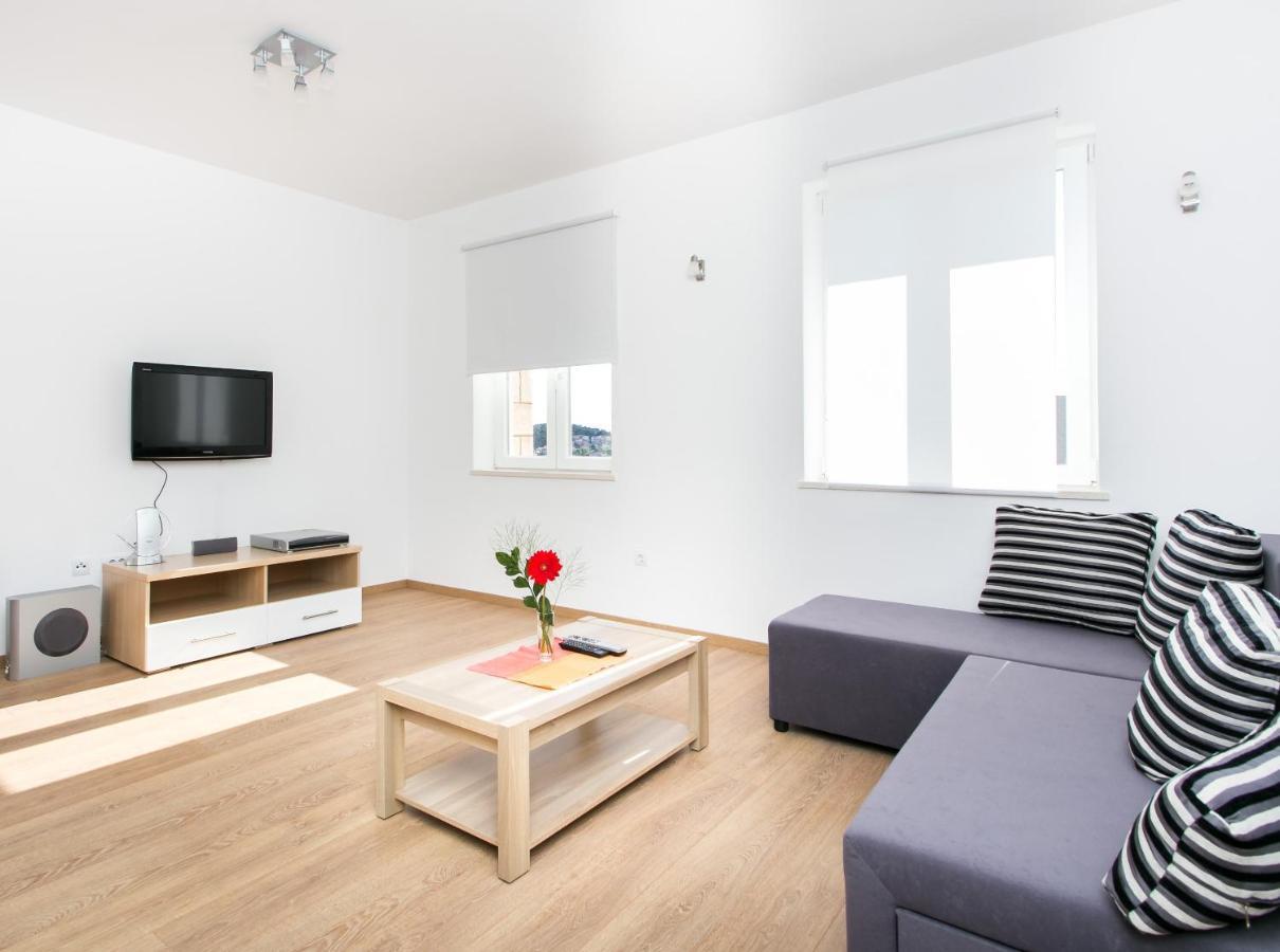Guest House Letizia Дубровник Екстериор снимка